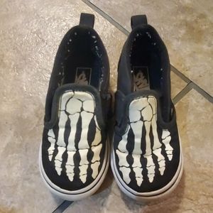 VANS toddler 8 glow in the dark slip ons!